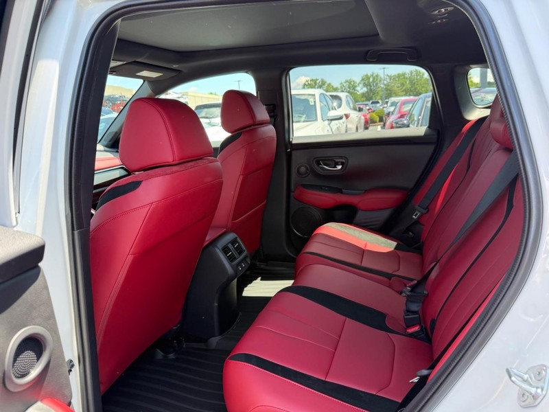 Acura ADX Vehicle Full-screen Gallery Image 06