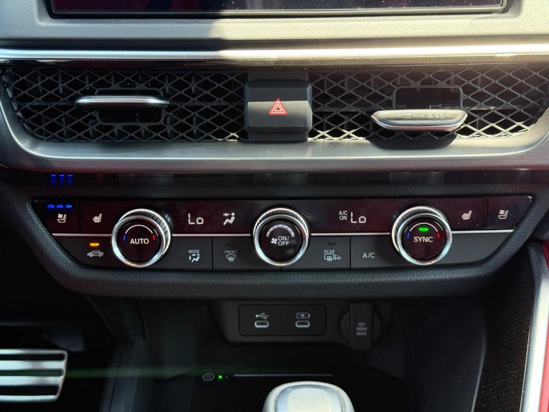 Acura ADX Vehicle Full-screen Gallery Image 10