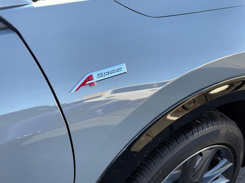 Acura ADX Vehicle Full-screen Gallery Image 08