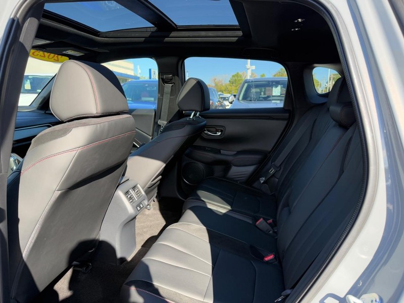 Acura ADX Vehicle Full-screen Gallery Image 11