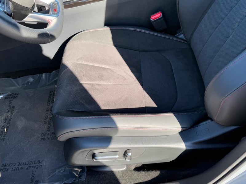 Acura ADX Vehicle Full-screen Gallery Image 16