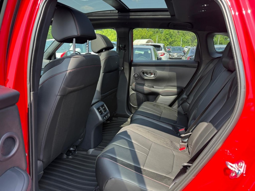 Acura ADX Vehicle Full-screen Gallery Image 06