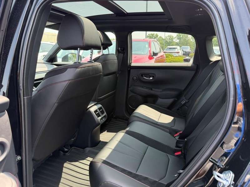 Acura ADX Vehicle Full-screen Gallery Image 06