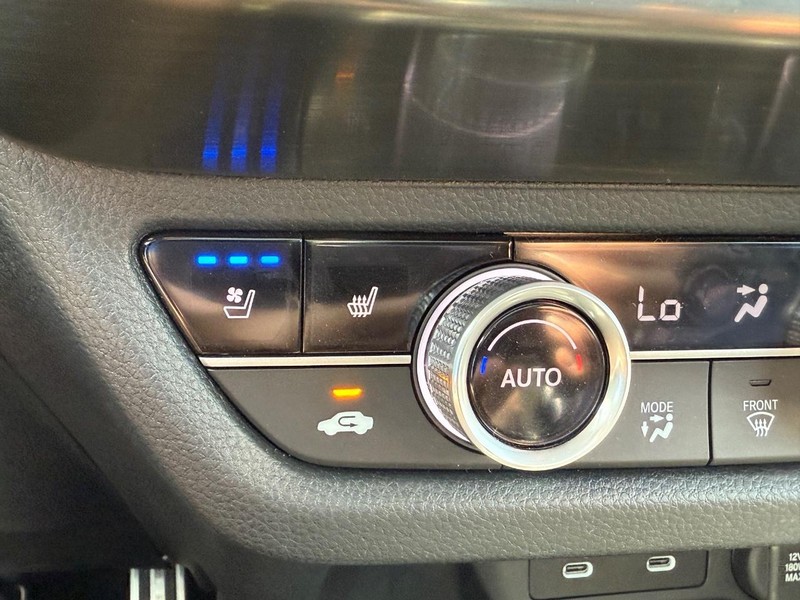 Acura ADX Vehicle Full-screen Gallery Image 15