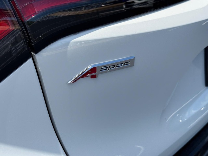 Acura ADX Vehicle Full-screen Gallery Image 04