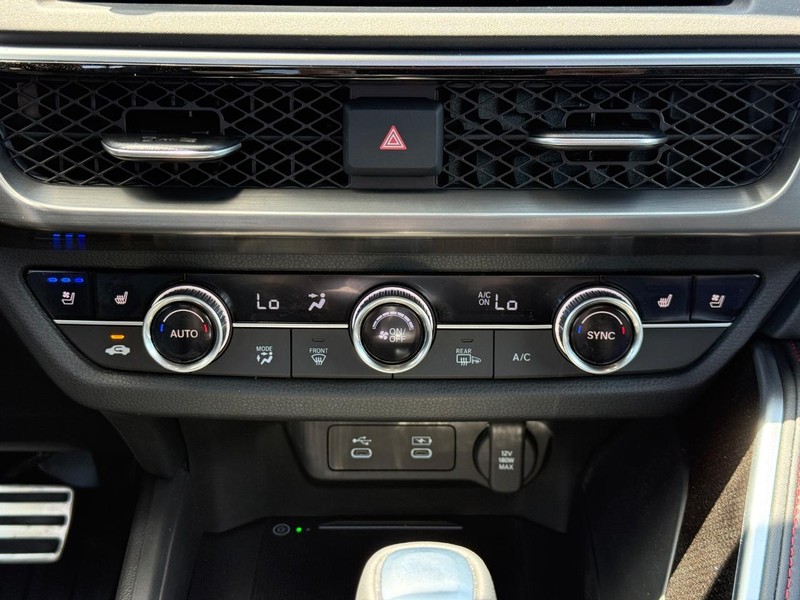 Acura ADX Vehicle Full-screen Gallery Image 10