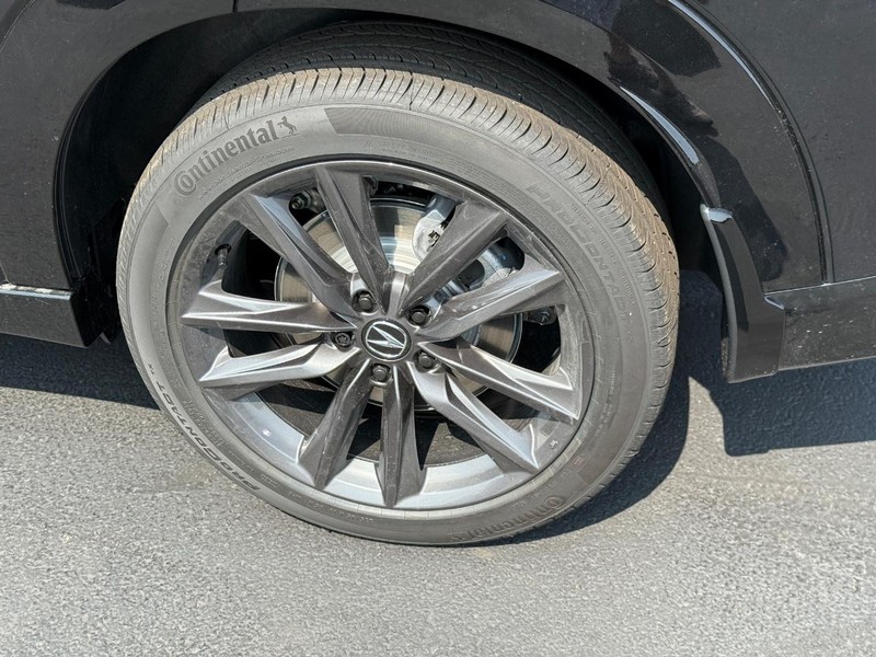 Acura ADX Vehicle Full-screen Gallery Image 05