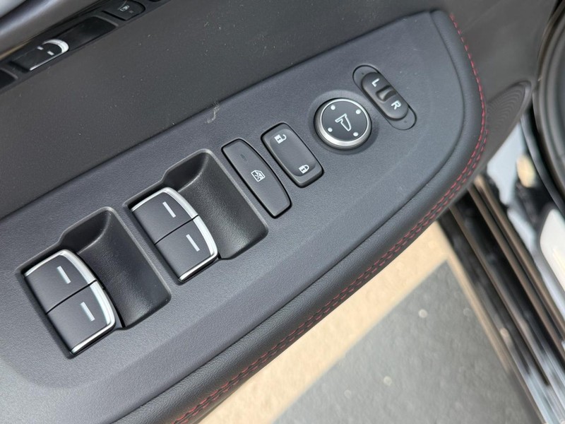 Acura ADX Vehicle Full-screen Gallery Image 10