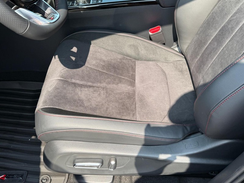 Acura ADX Vehicle Full-screen Gallery Image 11