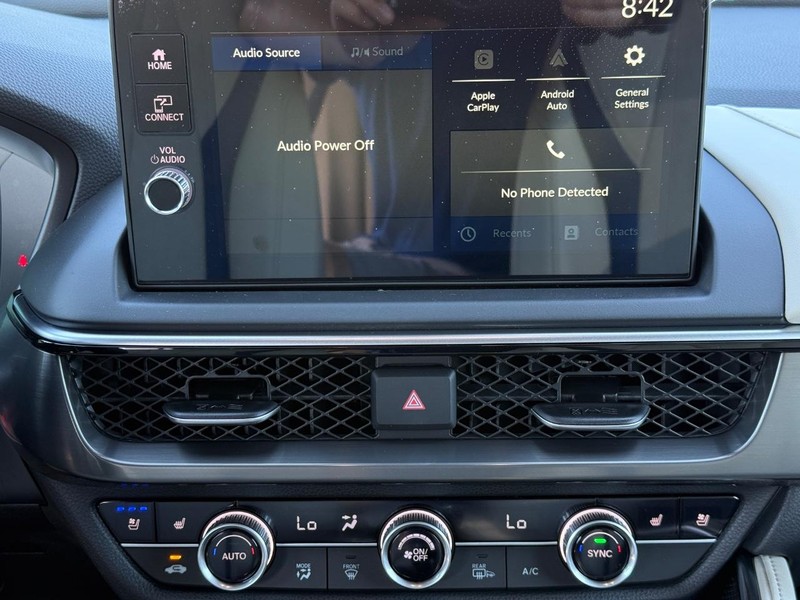 Acura ADX Vehicle Full-screen Gallery Image 09