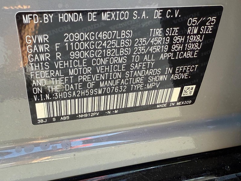 Acura ADX Vehicle Full-screen Gallery Image 17