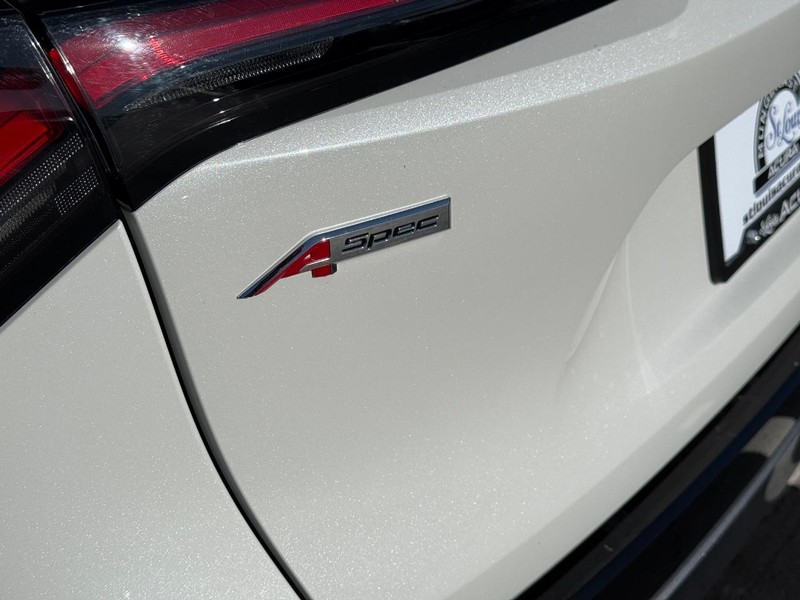 Acura ADX Vehicle Full-screen Gallery Image 04