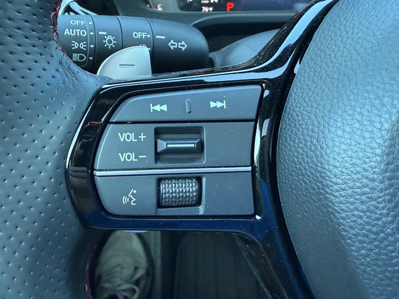 Acura ADX Vehicle Full-screen Gallery Image 12