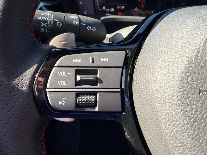 Acura ADX Vehicle Full-screen Gallery Image 13