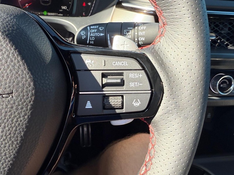 Acura ADX Vehicle Full-screen Gallery Image 14