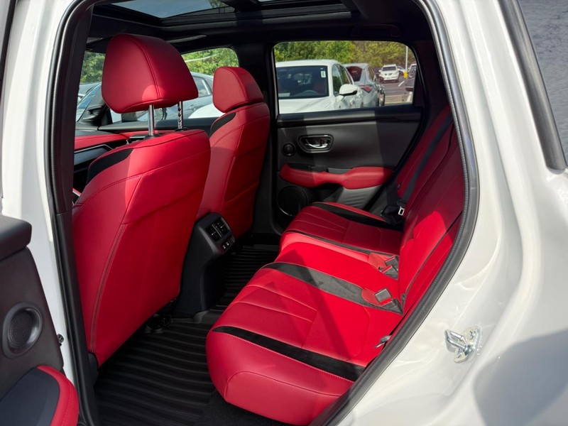 Acura ADX Vehicle Full-screen Gallery Image 06