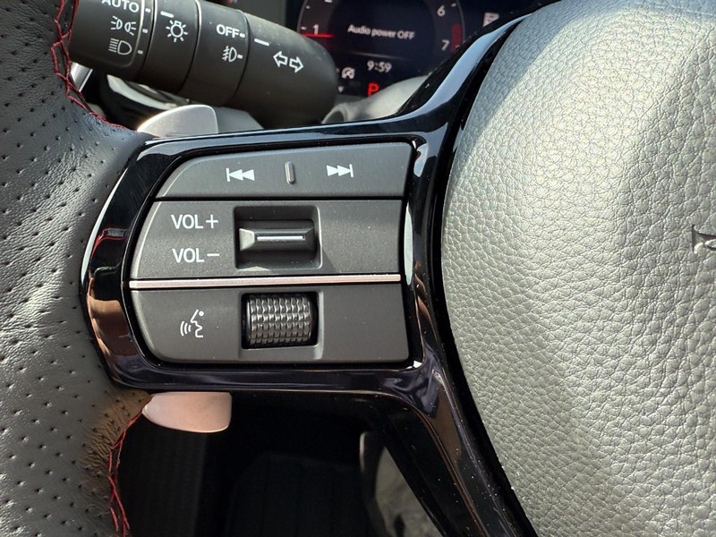 Acura ADX Vehicle Full-screen Gallery Image 13