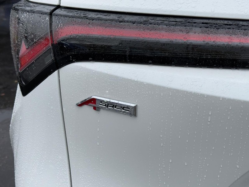 Acura ADX Vehicle Full-screen Gallery Image 06