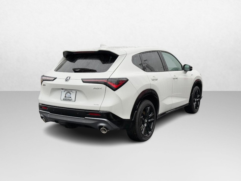 Acura ADX Vehicle Full-screen Gallery Image 07