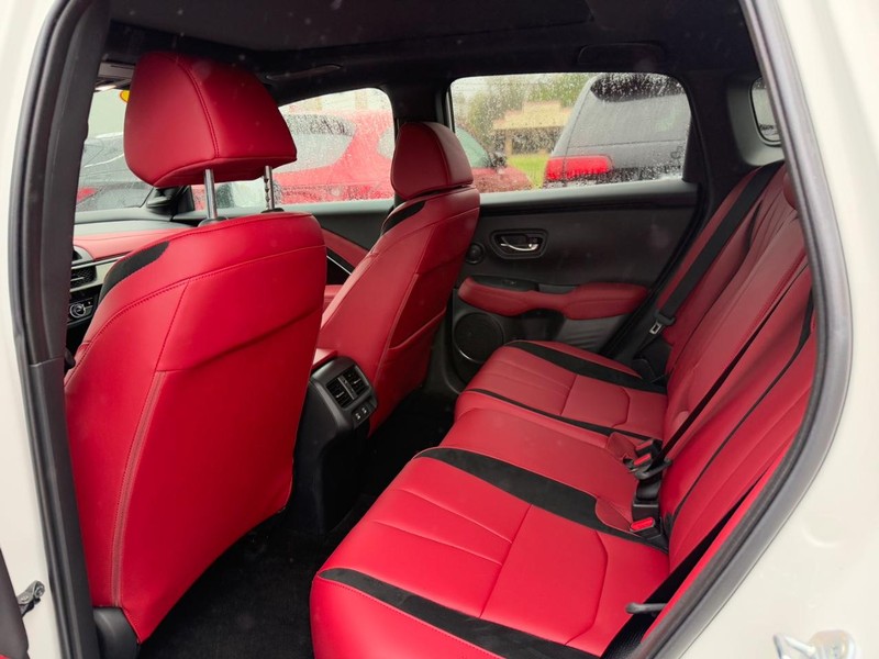 Acura ADX Vehicle Full-screen Gallery Image 11