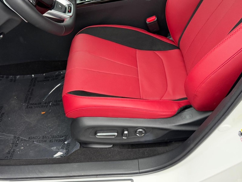 Acura ADX Vehicle Full-screen Gallery Image 17