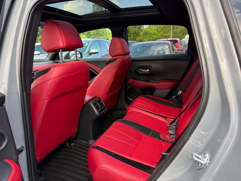 Acura ADX Vehicle Full-screen Gallery Image 06