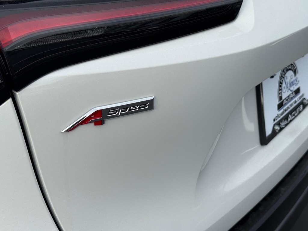 Acura ADX Vehicle Full-screen Gallery Image 04