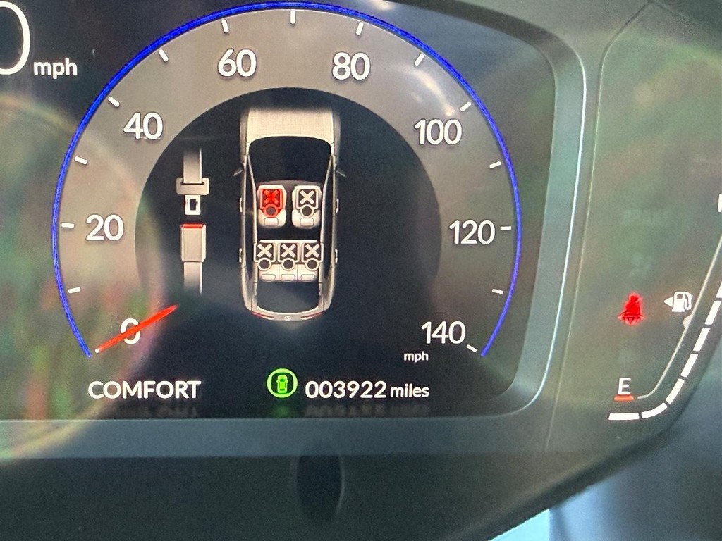 Acura ADX Vehicle Full-screen Gallery Image 15