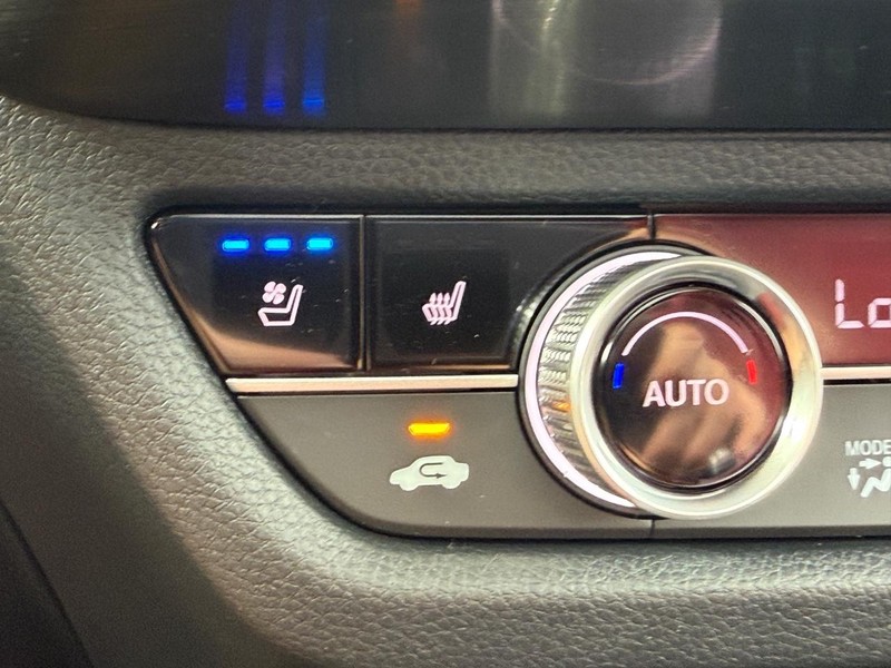 Acura ADX Vehicle Full-screen Gallery Image 17