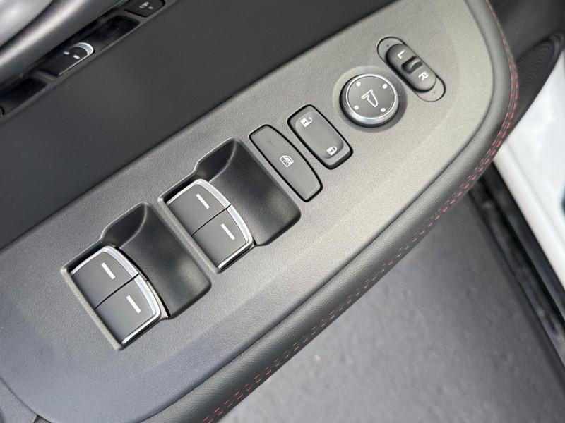 Acura ADX Vehicle Full-screen Gallery Image 10