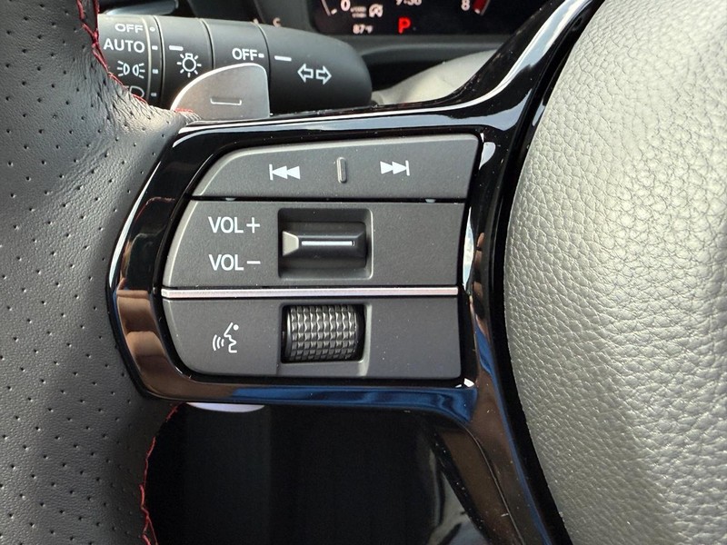 Acura ADX Vehicle Full-screen Gallery Image 12