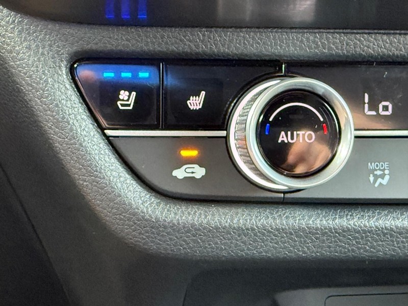 Acura ADX Vehicle Full-screen Gallery Image 16