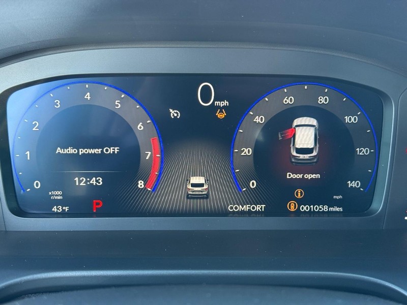 Acura ADX Vehicle Full-screen Gallery Image 15