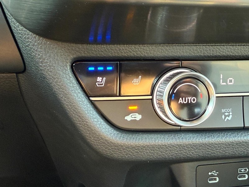 Acura ADX Vehicle Full-screen Gallery Image 18