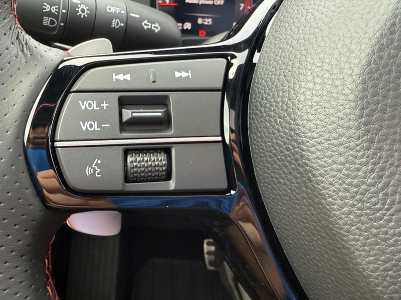 Acura ADX Vehicle Full-screen Gallery Image 13