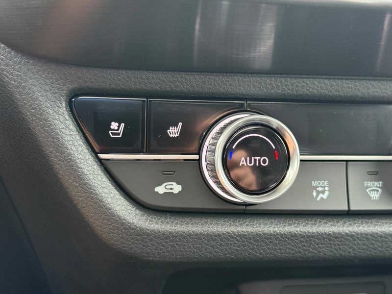 Acura ADX Vehicle Full-screen Gallery Image 17