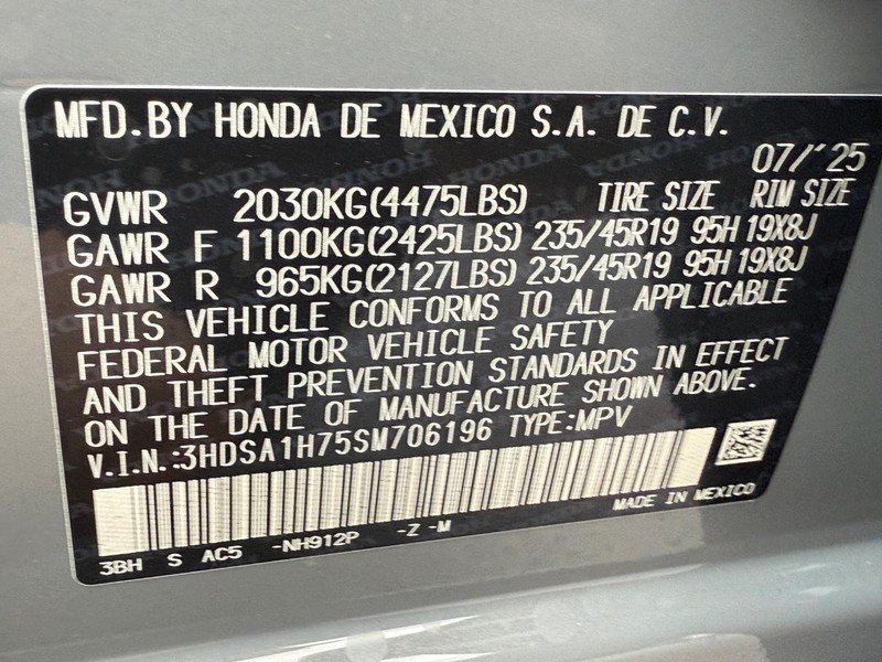 Acura ADX Vehicle Full-screen Gallery Image 18