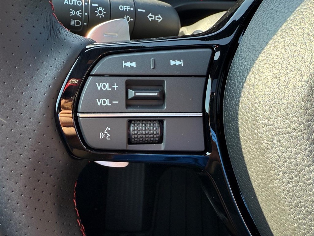 Acura ADX Vehicle Full-screen Gallery Image 12