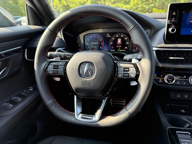 Acura ADX Vehicle Full-screen Gallery Image 08