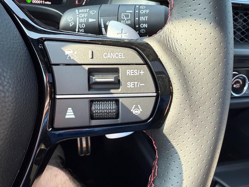 Acura ADX Vehicle Full-screen Gallery Image 13