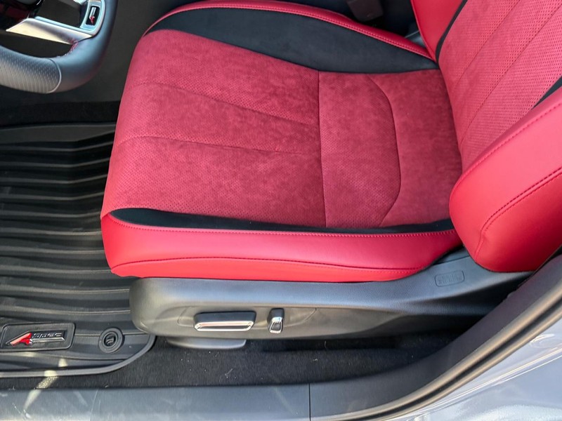 Acura ADX Vehicle Full-screen Gallery Image 11