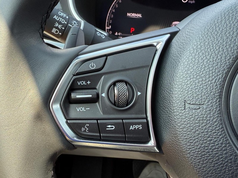 Acura MDX Vehicle Full-screen Gallery Image 17