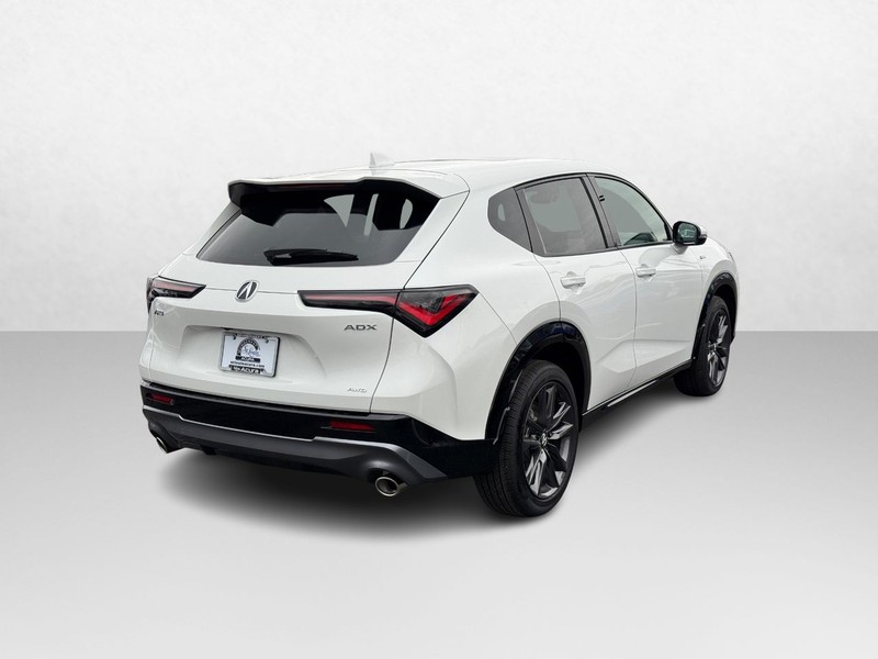 Acura ADX Vehicle Full-screen Gallery Image 06