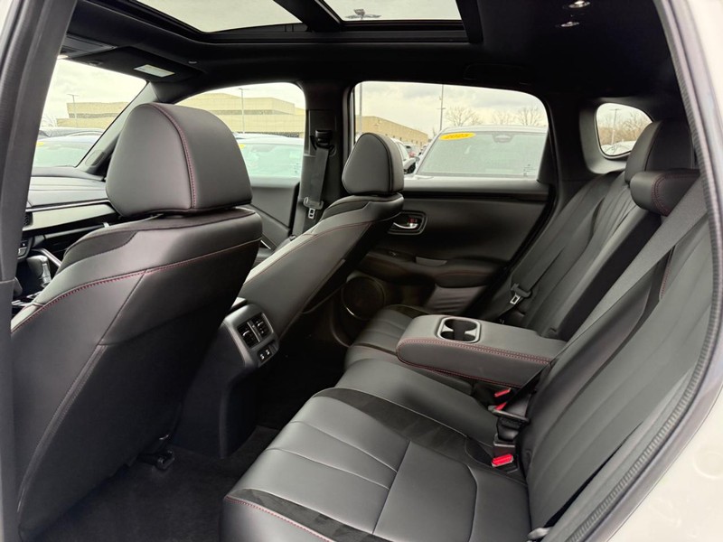 Acura ADX Vehicle Full-screen Gallery Image 10