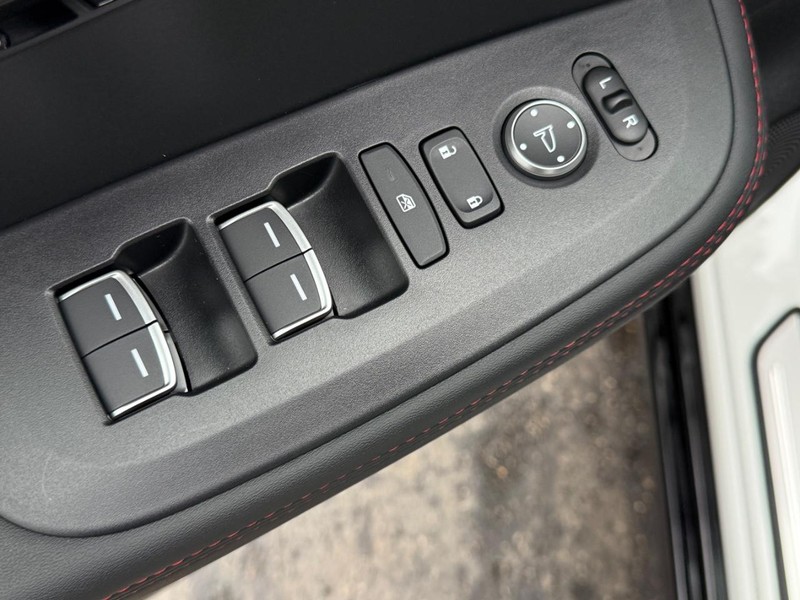 Acura ADX Vehicle Full-screen Gallery Image 14