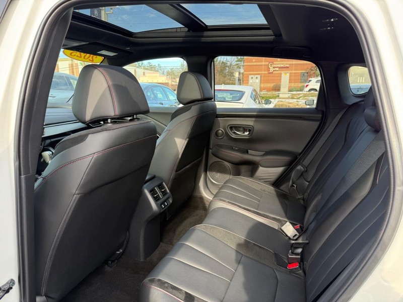 Acura ADX Vehicle Full-screen Gallery Image 11