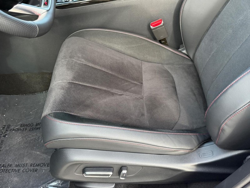 Acura ADX Vehicle Full-screen Gallery Image 17