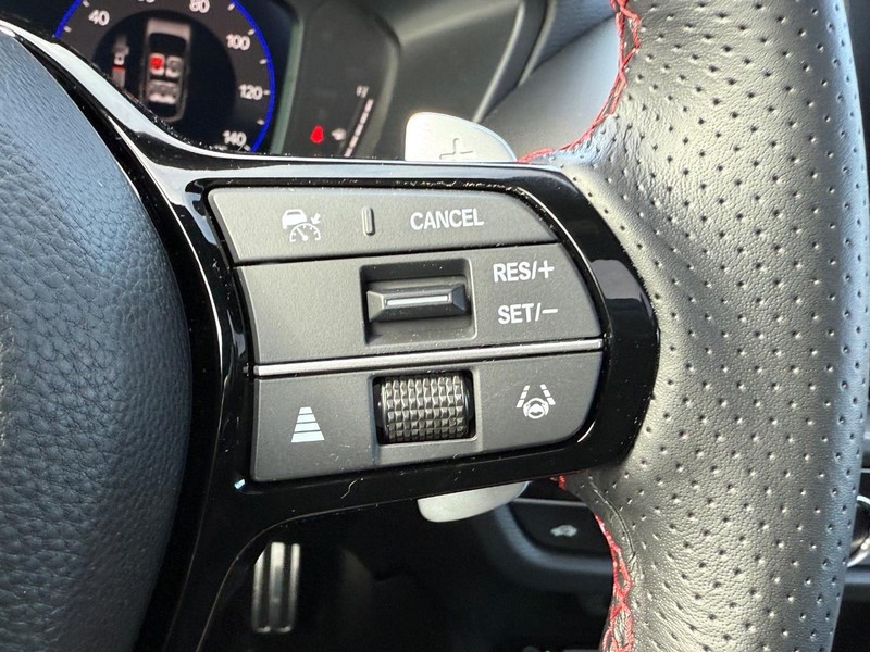 Acura ADX Vehicle Full-screen Gallery Image 19