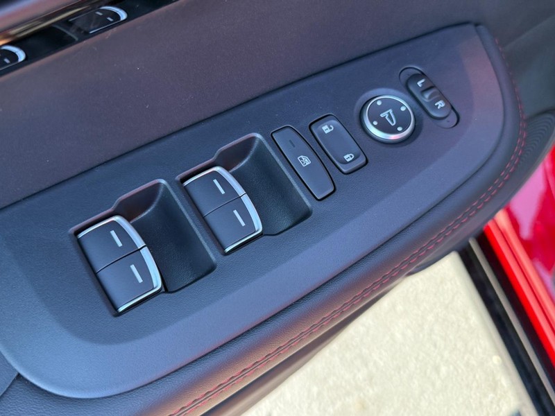 Acura ADX Vehicle Full-screen Gallery Image 09