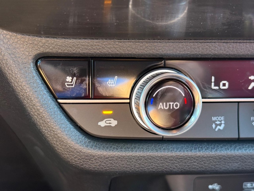 Acura ADX Vehicle Full-screen Gallery Image 17